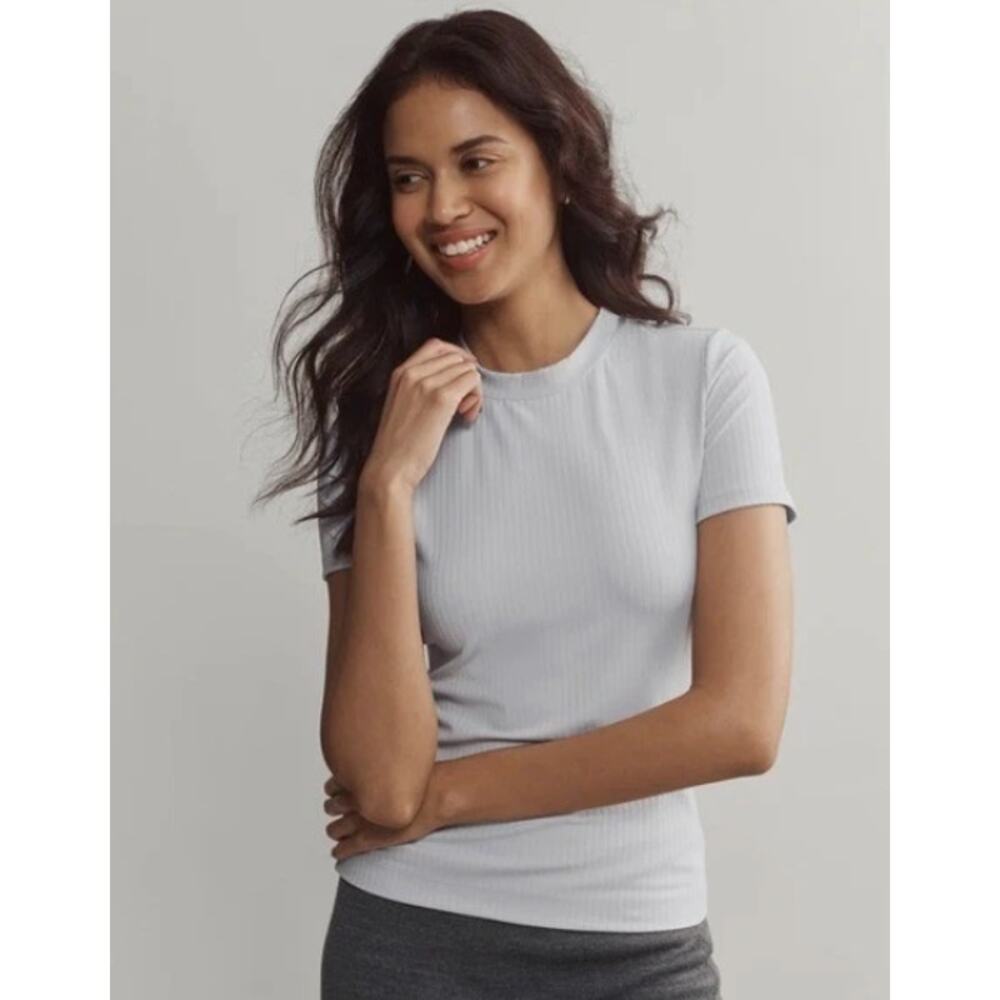 Rhone Modern Ribbed Tee Grey Mist NWT Size XL Fitted Athletic Top